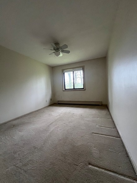 Building Photo - 655 W Lowell Ave