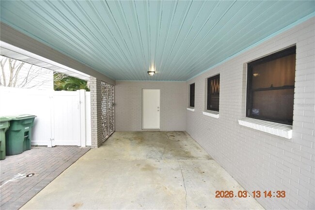 Building Photo - 528 Suwanee Cir