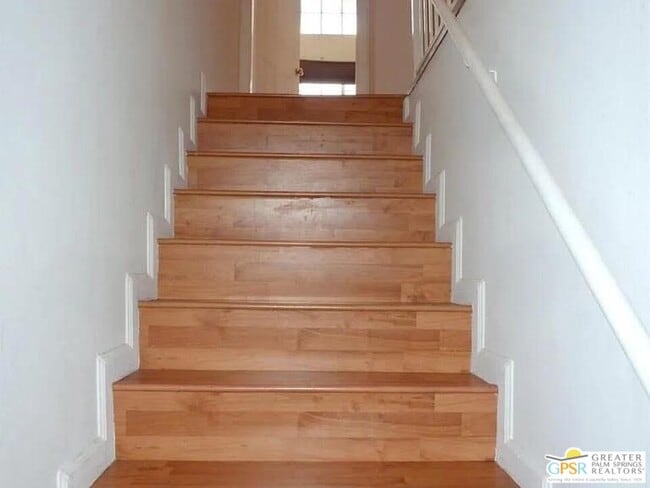 Building Photo - 1131 Campbell St