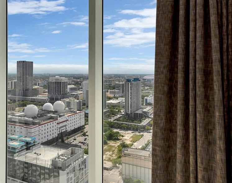 Building Photo - 1040 Biscayne Blvd