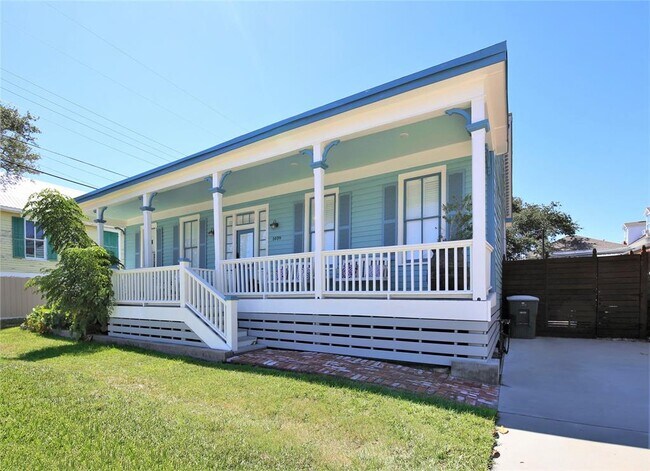 Building Photo - 1409 21st St