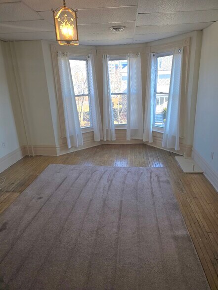 Building Photo - 2614 Broad Ave