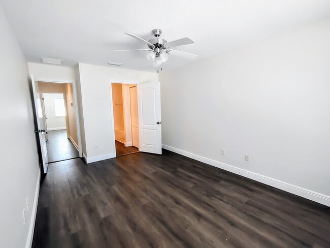 Building Photo - 653 Drake Bay Terrace