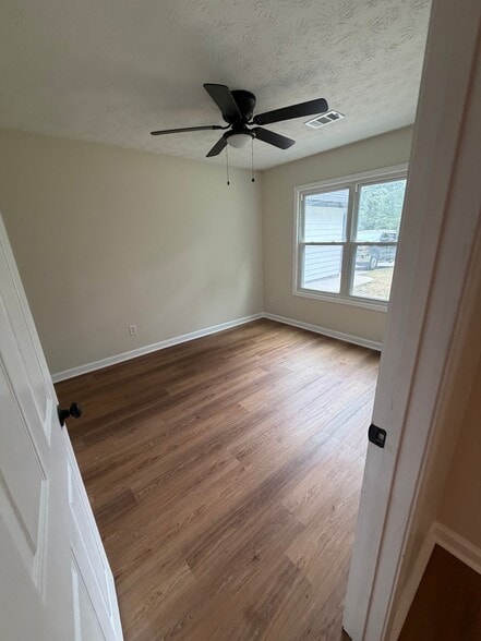 Building Photo - 2694 Palm Creek Ct