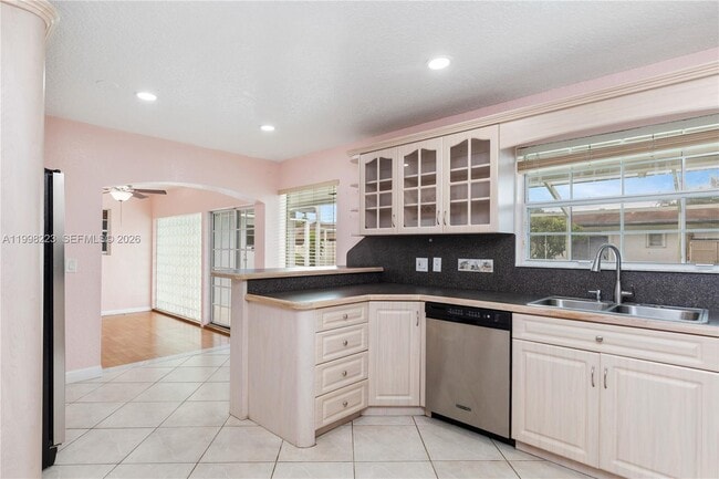 Building Photo - 8970 Johnson St