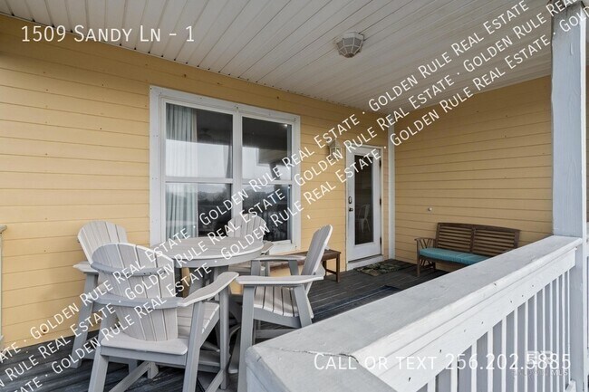 Building Photo - 1509 Sandy Ln