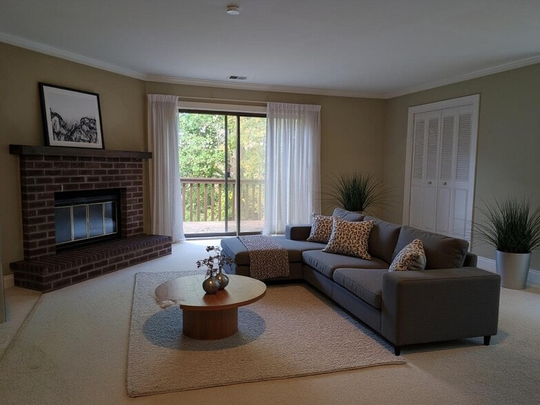 Building Photo - 114 Neyland Ct