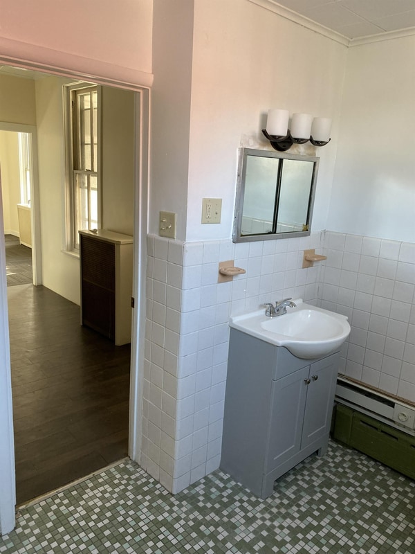 Building Photo - 1300 N 11th St