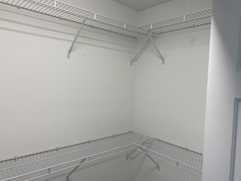 Building Photo - 9215 Ravenwing Dr