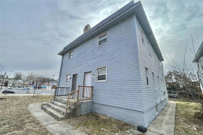 Building Photo - 5211 Montgomery Rd