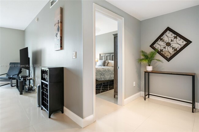 Building Photo - 7270 SW 88th St