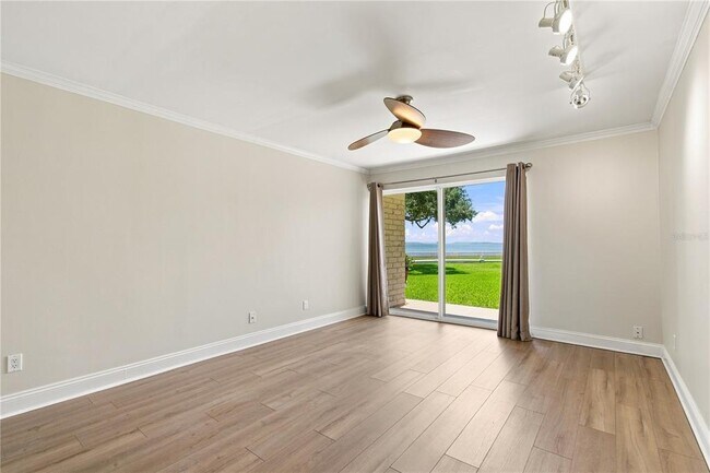 Building Photo - 3325 Bayshore Blvd