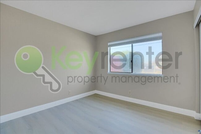 Building Photo - 3901 Senate Ave