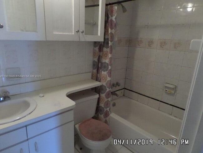 Building Photo - 3610 NW 21st St