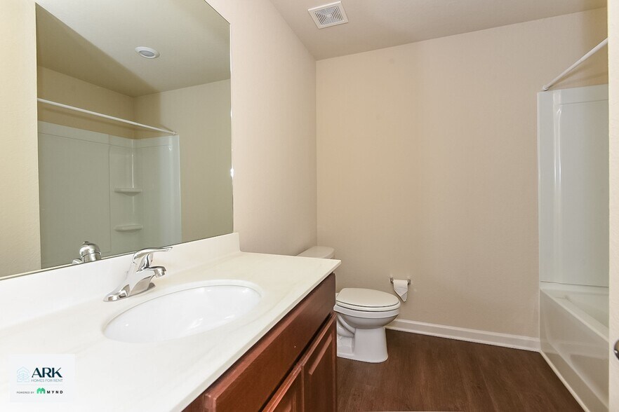 Building Photo - 153 Innis Brk Cir SW