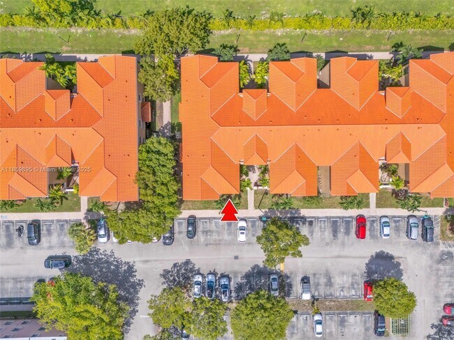 Building Photo - 6670 NW 114th Ave
