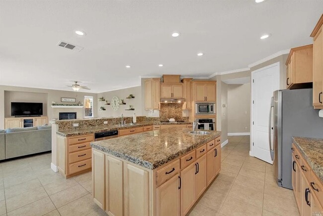 Building Photo - 107 Brighton Cir