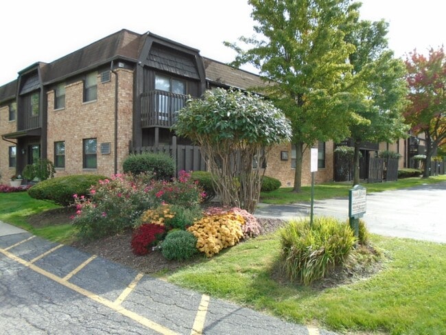 Building Photo - 3141 Manley Rd