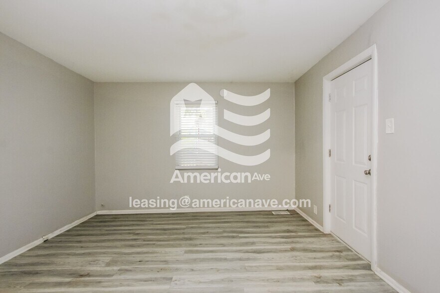 Building Photo - 1511 E Ohio St