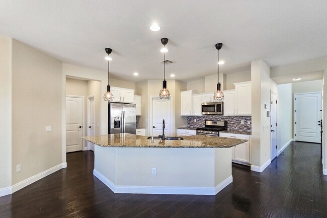 Building Photo - 10667 Harvest Green Way