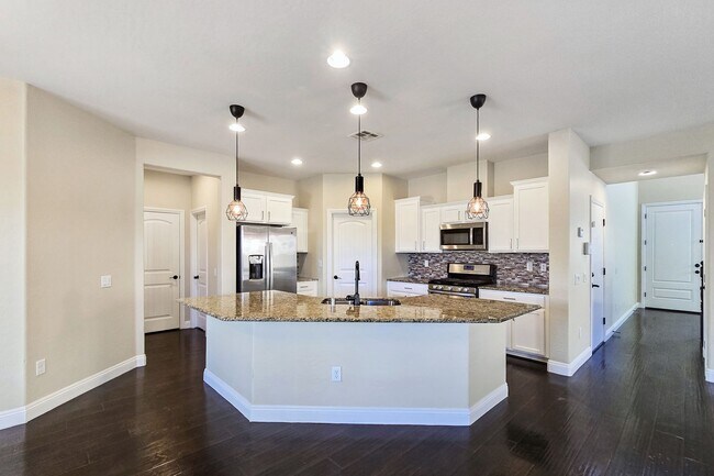 Building Photo - SUMMERLIN SOUTH