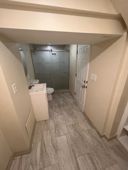Building Photo - 21 Blakeville St
