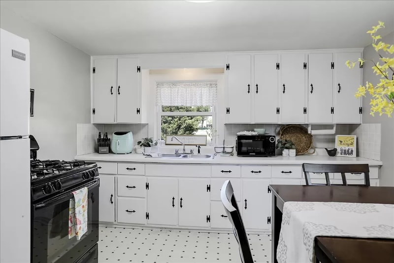 Building Photo - 121 S 25th St