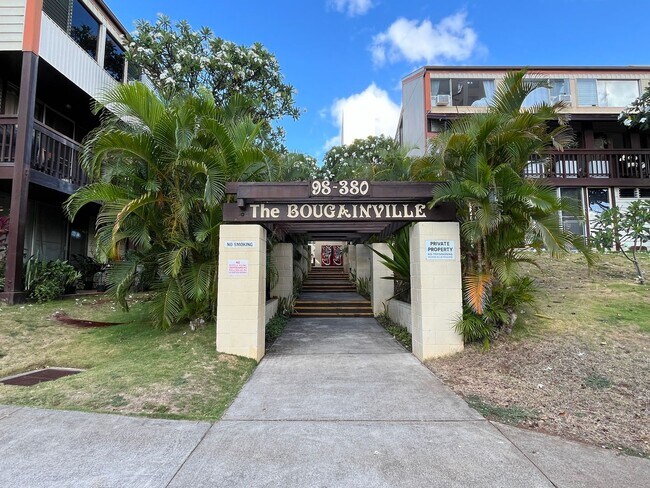 Building Photo - 775x - Bougainville #315