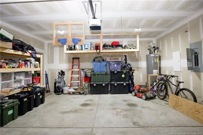 Building Photo - 747 Century Dr