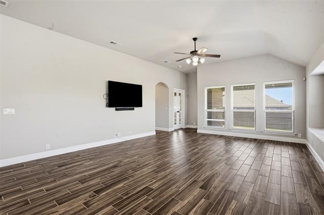 Building Photo - 119 Valverde Ln