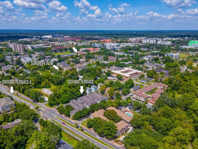 Building Photo - Oxford Terrace #106 - Spring Semester Lease