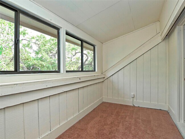 Building Photo - 3 Casa Verde St