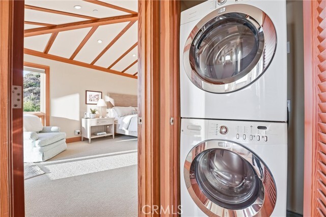 Building Photo - 329 Boca Del Canon