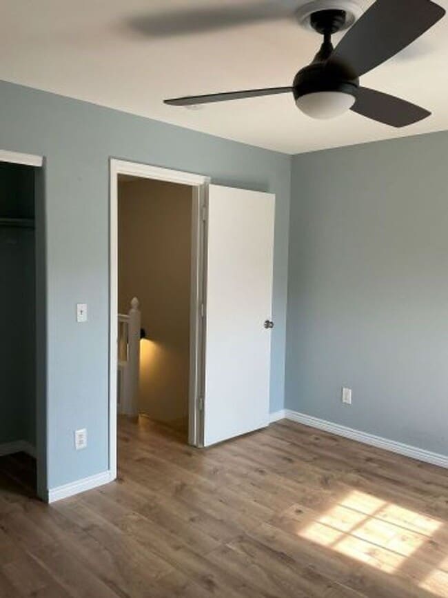 Building Photo - **Newly Upgraded Townhome**