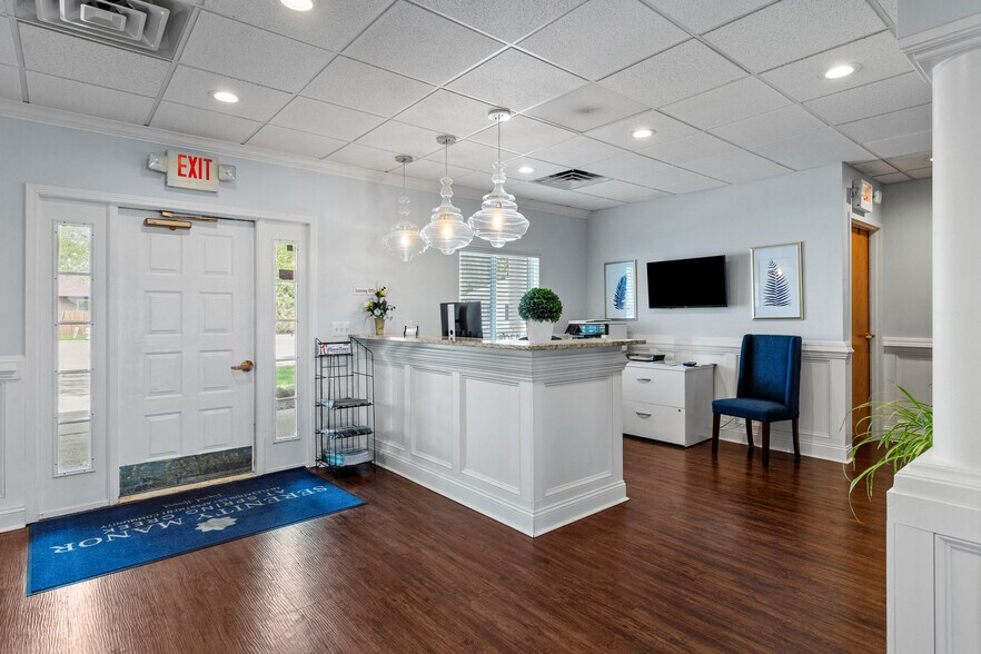 Meadow View Place 4305 W Washington St Springfield IL 62711