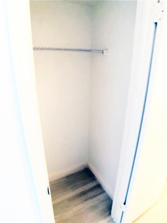 Building Photo - 6521 Bay Club Dr