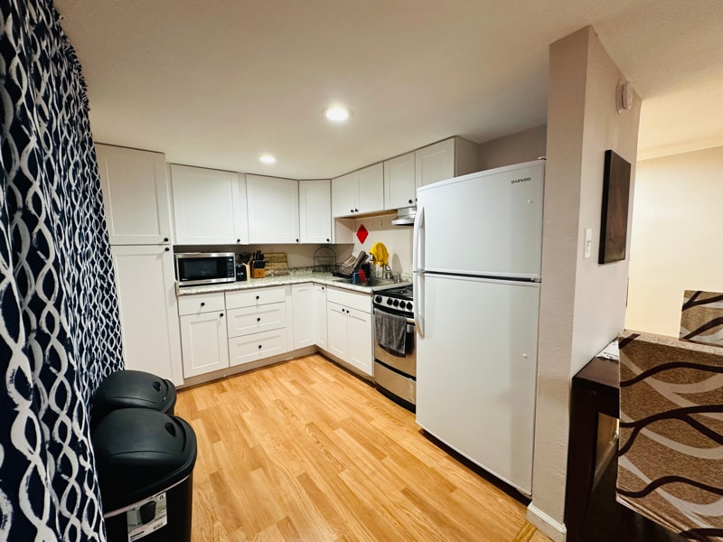 Building Photo - 50 August Ct