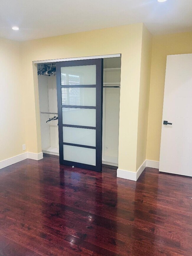 Building Photo - 3495 Meridian Ave