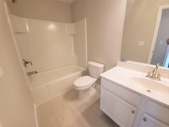 Building Photo - 881 Sunset Park Dr