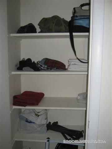 Building Photo - 46 Harvard St