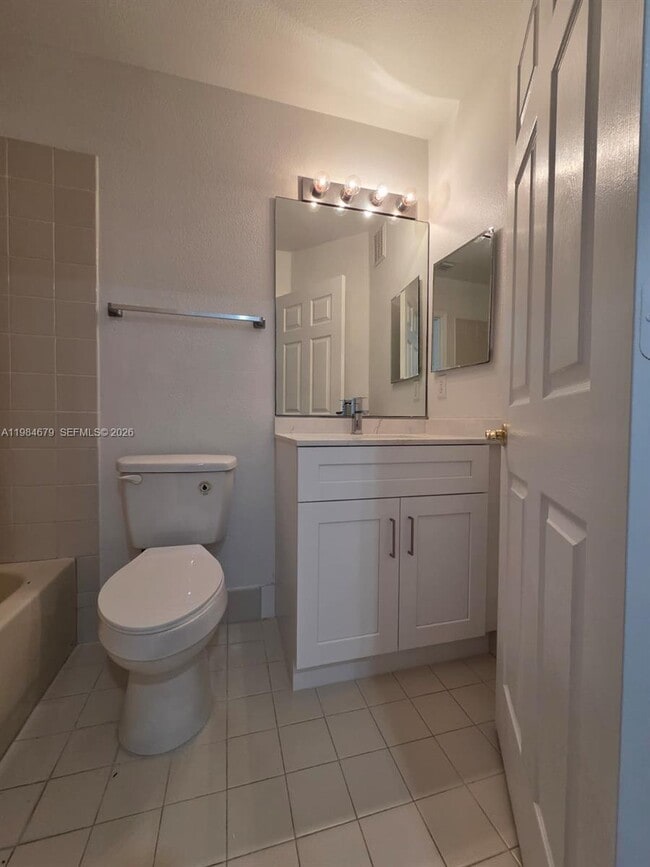 Building Photo - 8352 SW 27th St