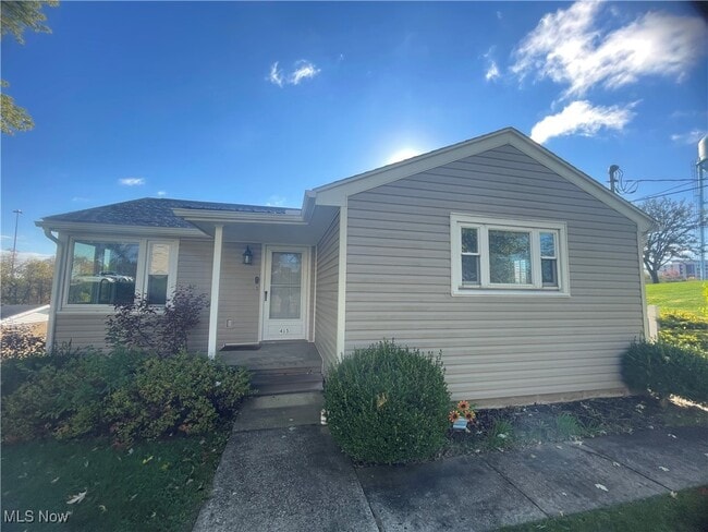 Primary Photo - 415 Old Colliers Way