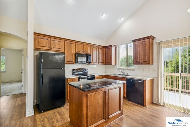 Building Photo - 1716-1718 Bedford