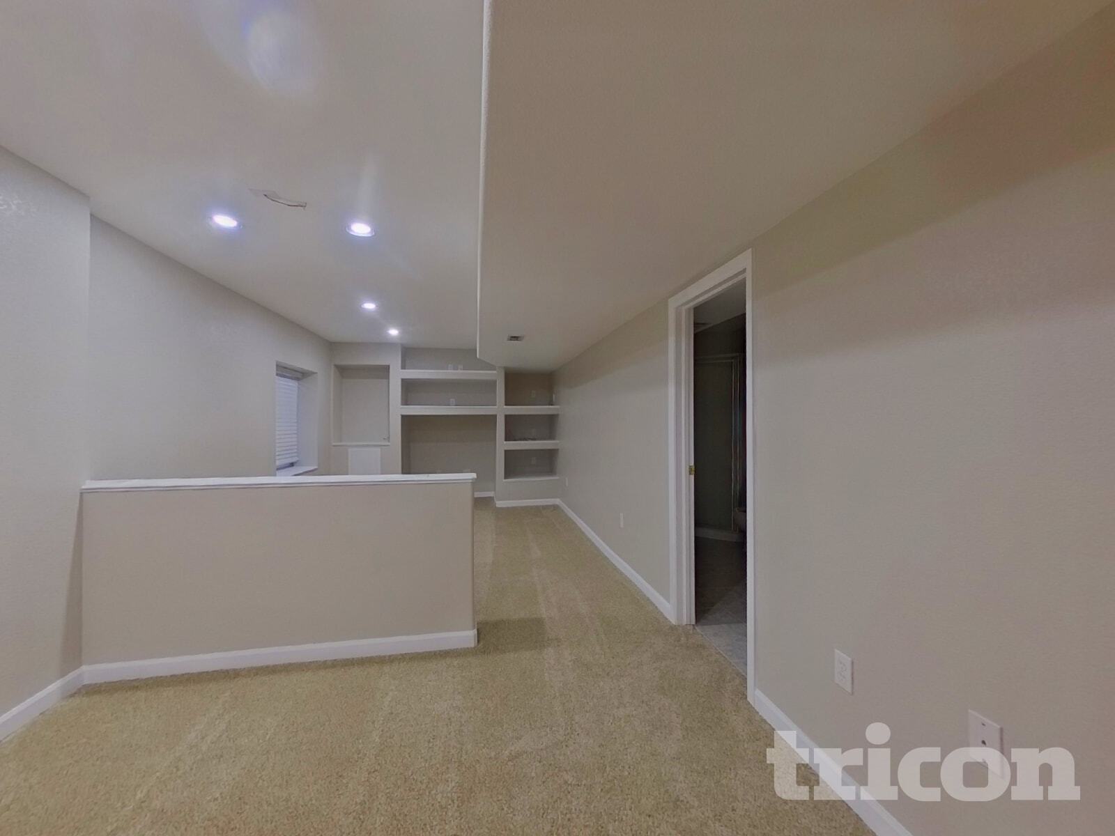 Building Photo - 2691 E 132nd Ave