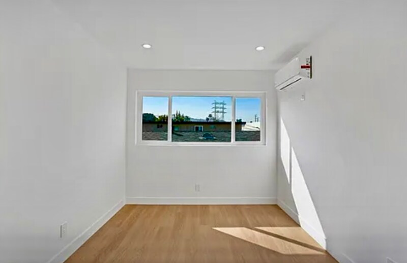 Building Photo - 2915 Hauser Blvd