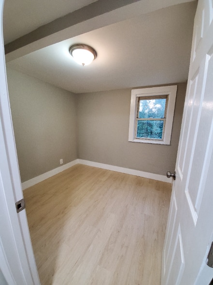 Building Photo - 1531 Colby Way