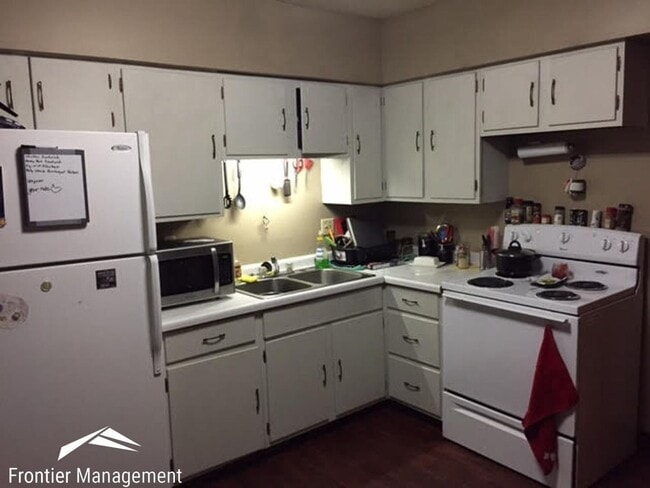 Building Photo - 1020 Leavenworth St