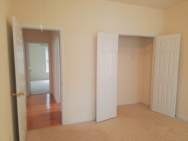 Building Photo - Beautiful transitional 4 bedroom brick rancher on quiet street just off of Hull Street/Genito Roa...