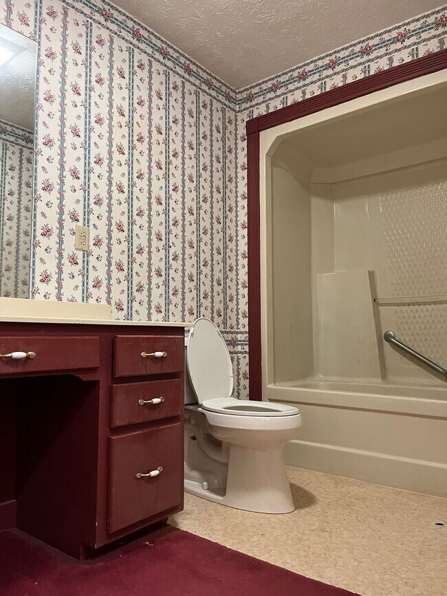 Building Photo - Open House Available 1/30/26 @5:30PM Until 6PM Charming 3-Bedroom Home with Multiple Fireplaces i...