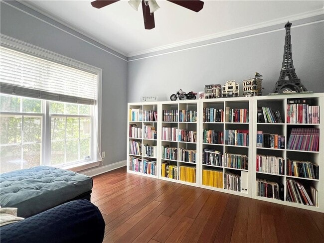 Building Photo - 7190 Belcrest Dr